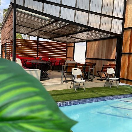 El Infinito Lifestyle Hotell Kempton Park Eksteriør bilde