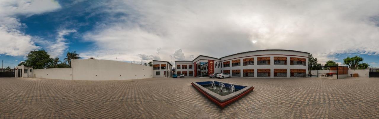 El Infinito Lifestyle Hotell Kempton Park Eksteriør bilde