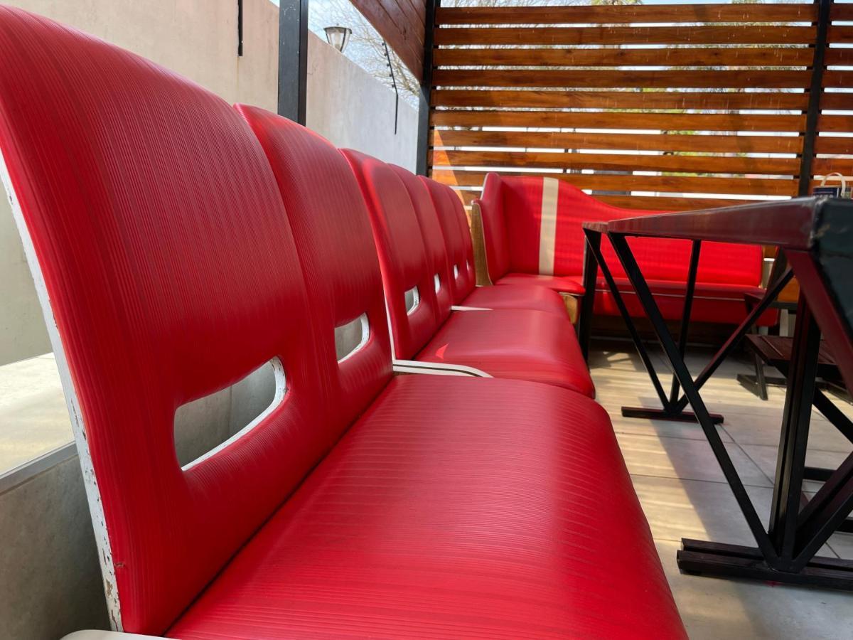 El Infinito Lifestyle Hotell Kempton Park Eksteriør bilde
