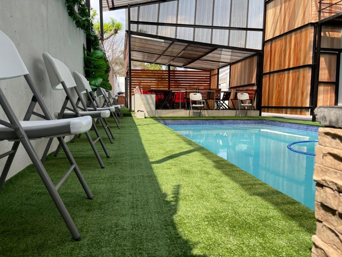 El Infinito Lifestyle Hotell Kempton Park Eksteriør bilde