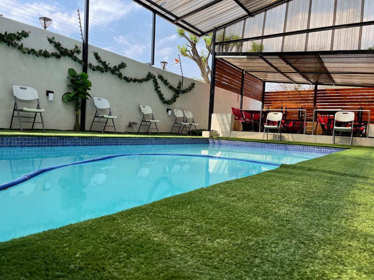 El Infinito Lifestyle Hotell Kempton Park Eksteriør bilde